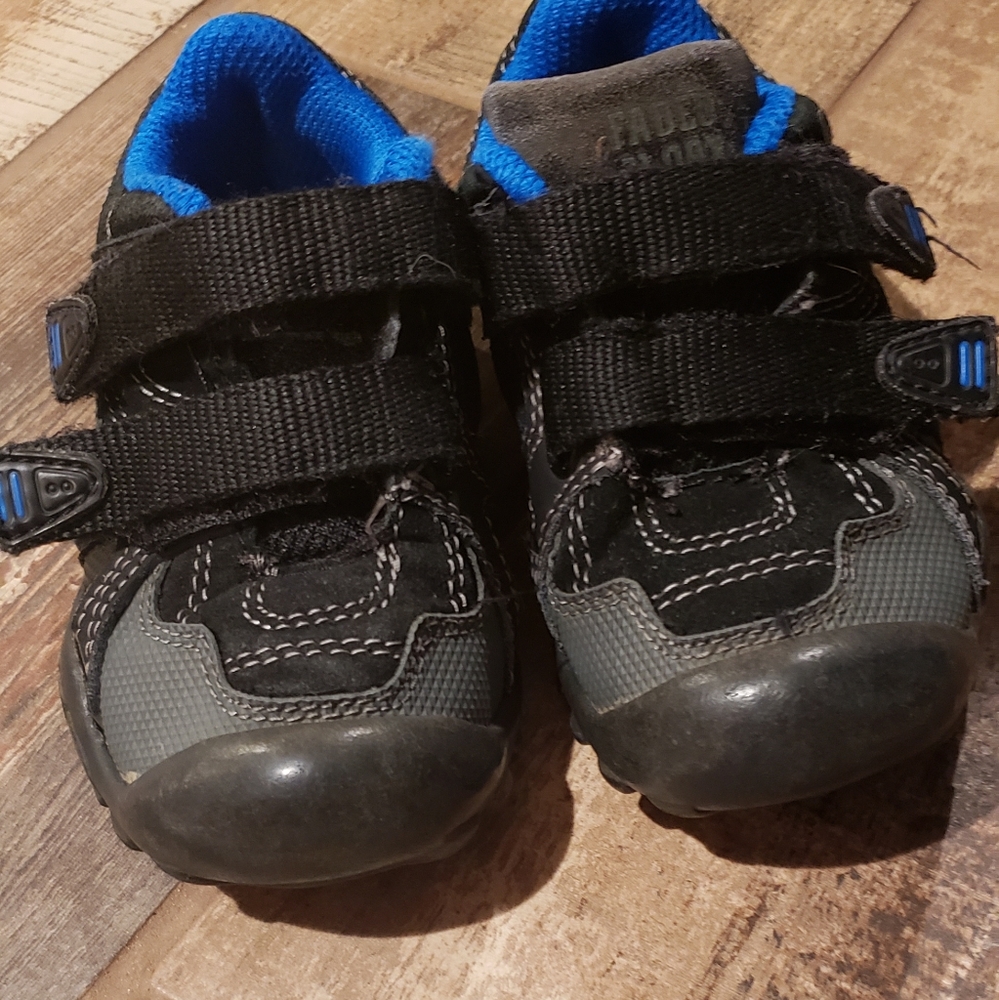 Size 6.5 Blue and Black Faded Glory tennis shoes